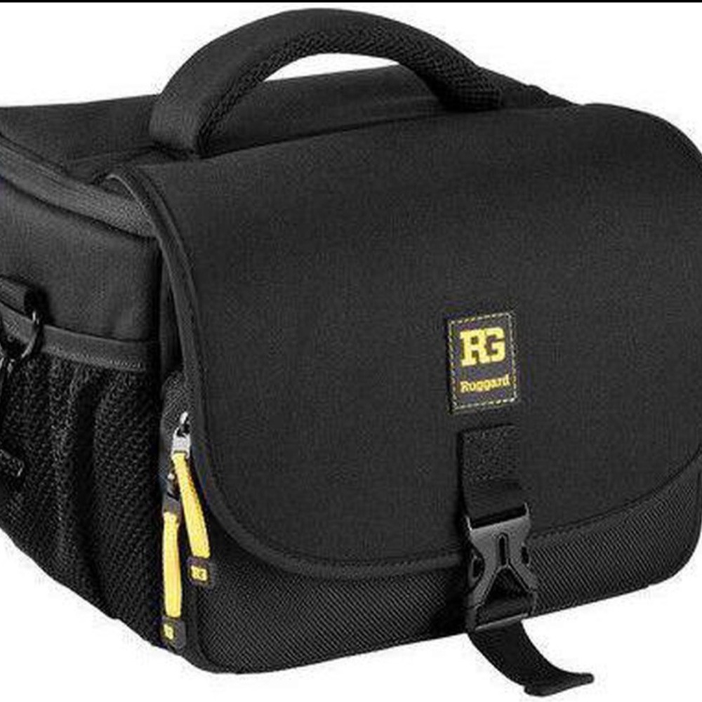 NWT Ruggard Navigator 35 Camera Professional Shoulder Bag.